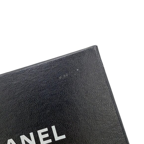 CHANEL Mini Mini Matelasse Bag Charm Lambskin Gold - Picture 13 of 16